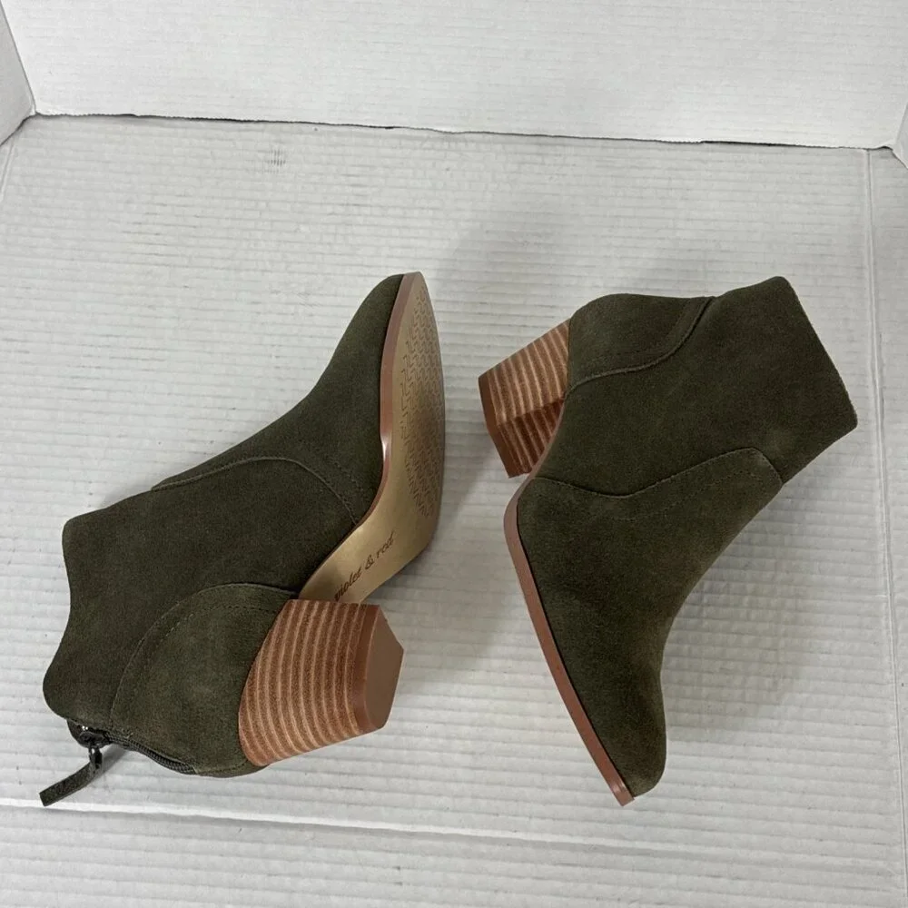Violet & Red‎ Cupid Bootie Boot Women's 7.5M Olive Suede Leather NWOB 9325